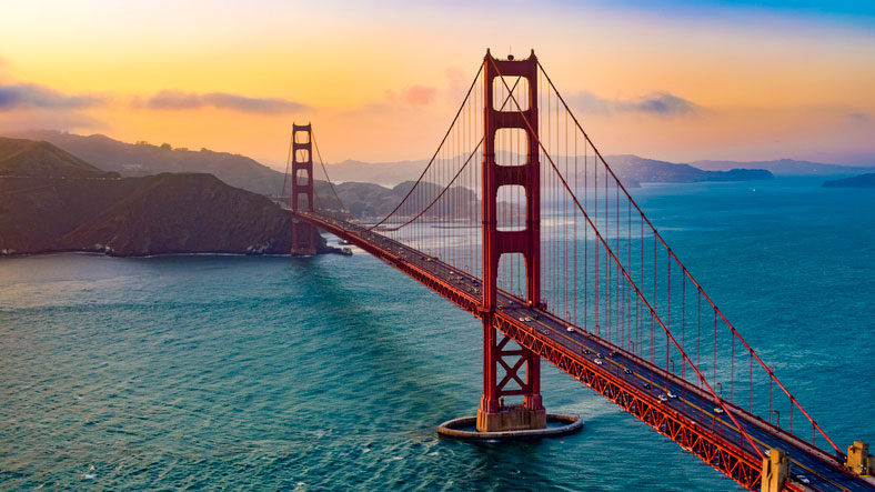 golden gate bridge in san francisco, ca